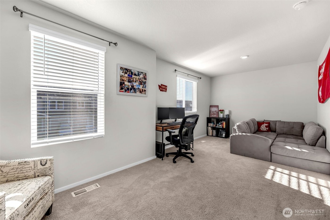 2936 N 3rd Way , Ridgefield, WA 98642