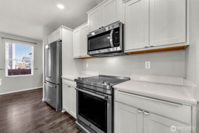 2936 N 3rd Way , Ridgefield, WA 98642 - Photo 5