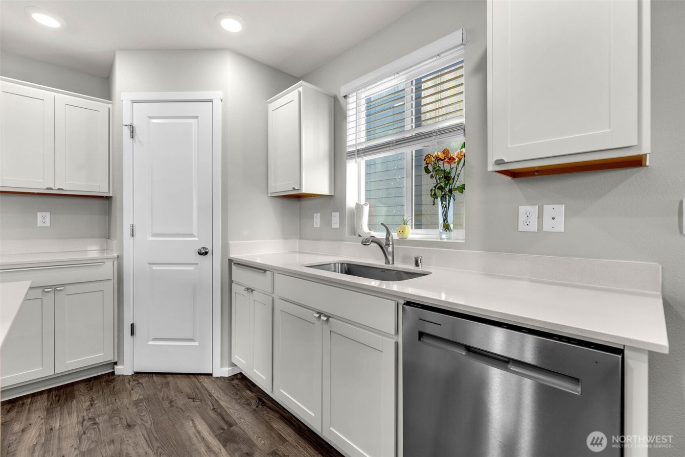 2936 N 3rd Way , Ridgefield, WA 98642