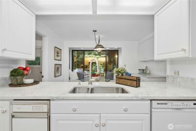 1912 161st Avenue NE, Bellevue, WA 98008 - Photo 12