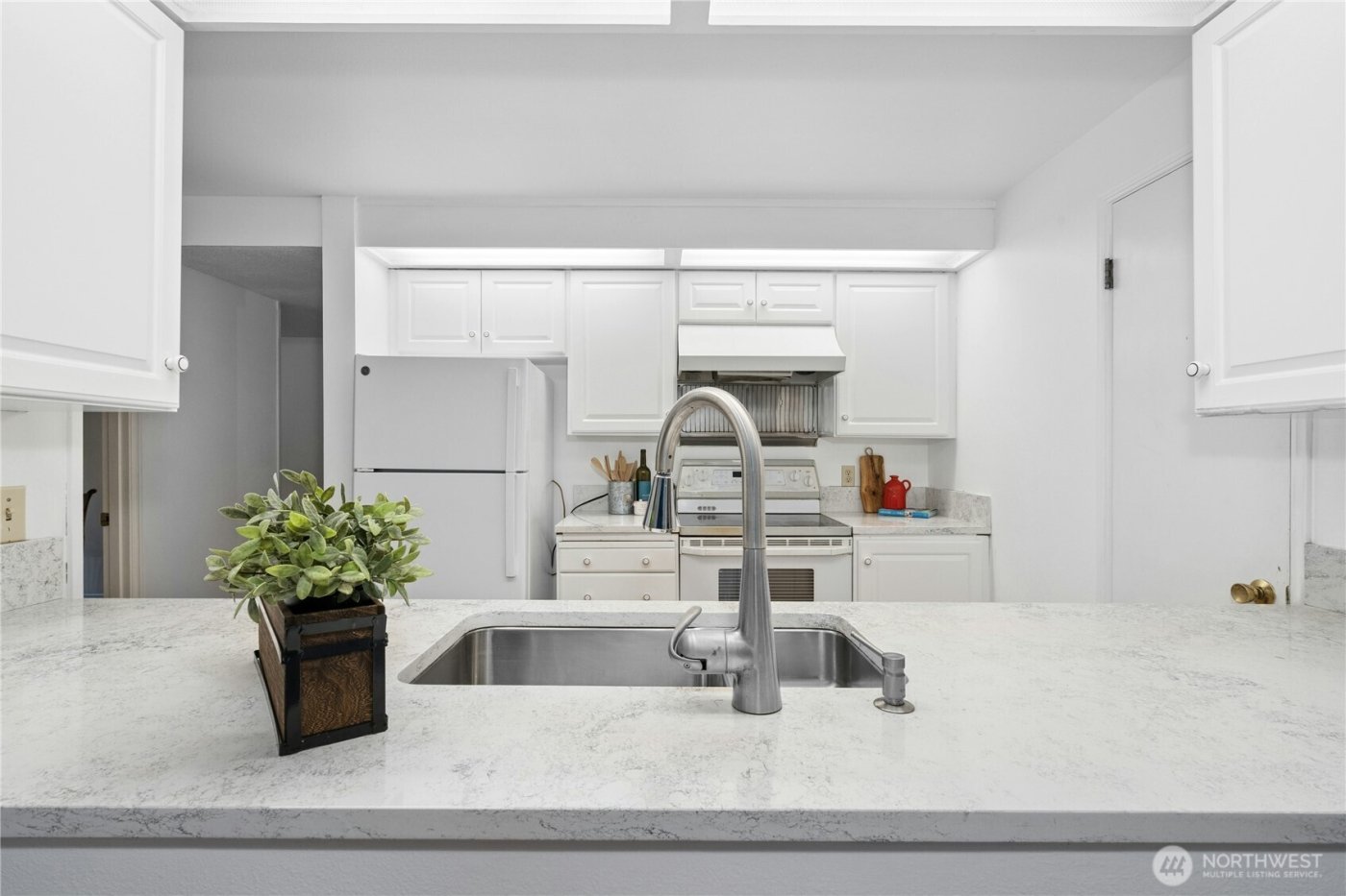 1912 161st Avenue NE, Bellevue, WA 98008