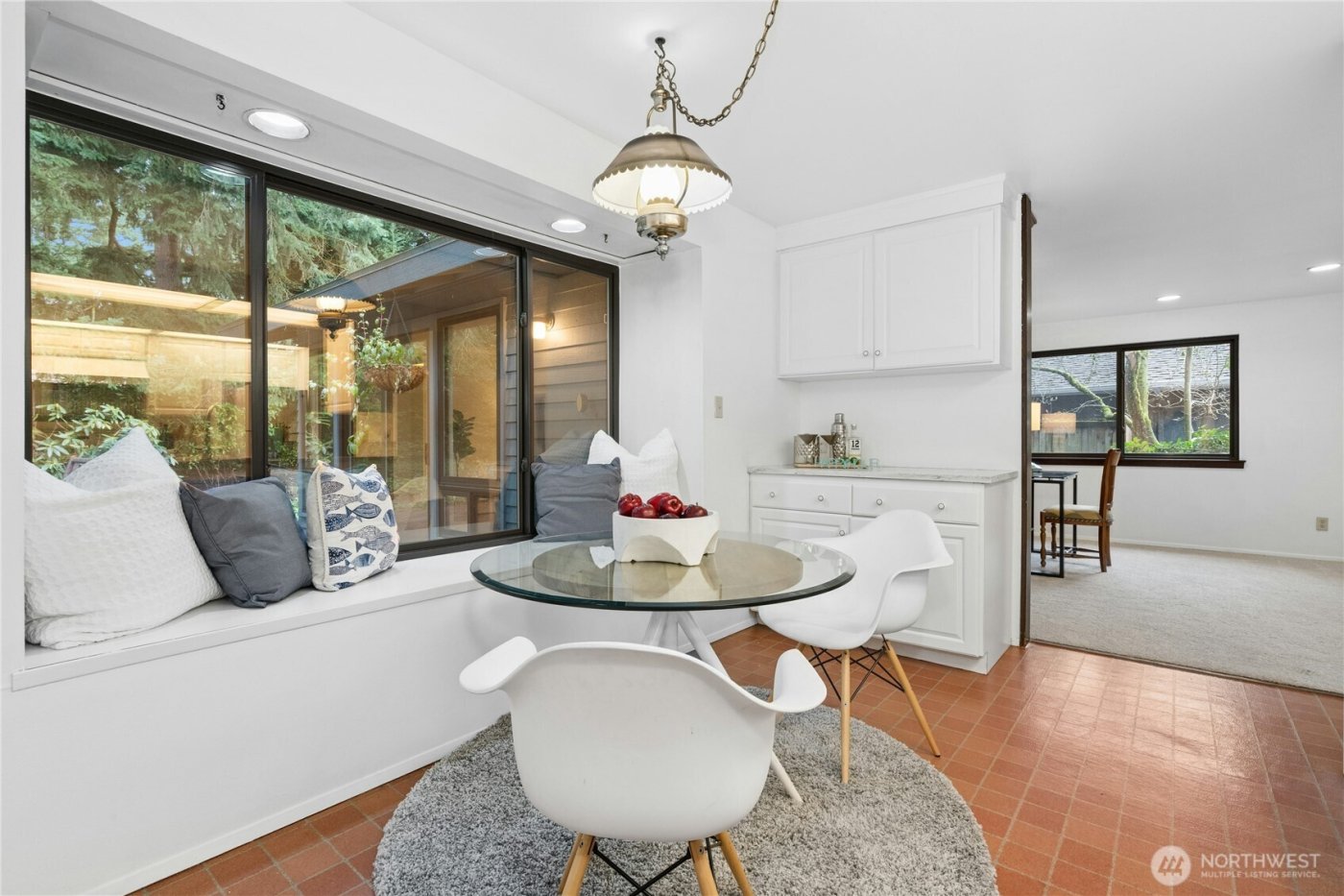 1912 161st Avenue NE, Bellevue, WA 98008