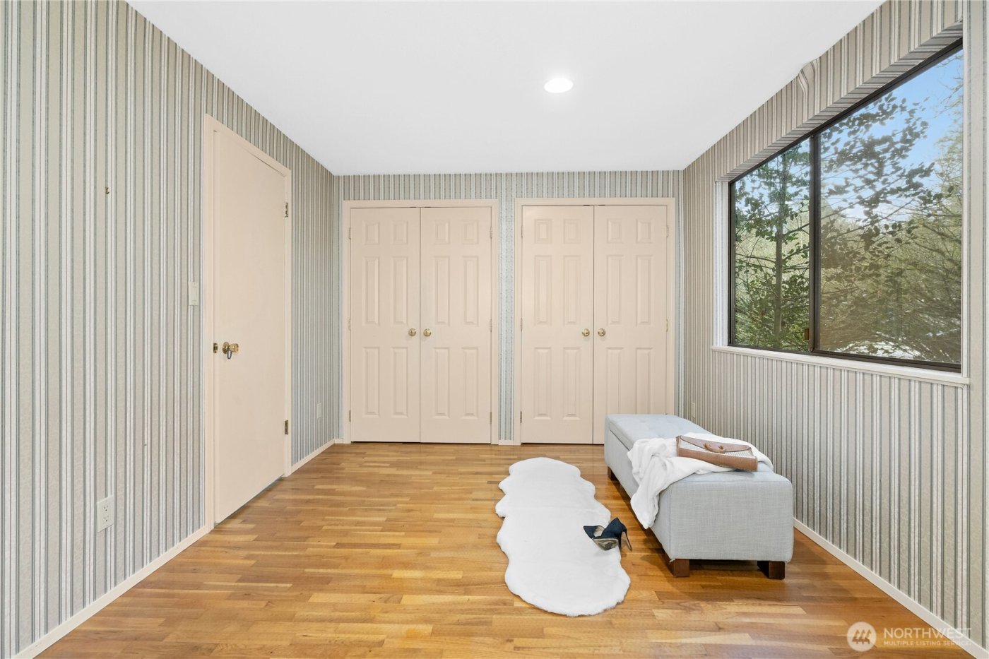 1912 161st Avenue NE, Bellevue, WA 98008