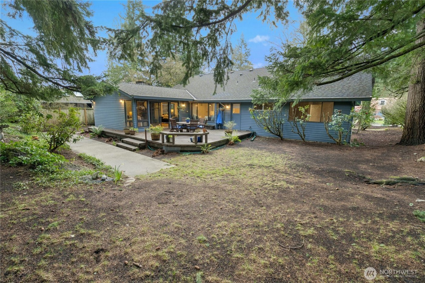 1912 161st Avenue NE, Bellevue, WA 98008