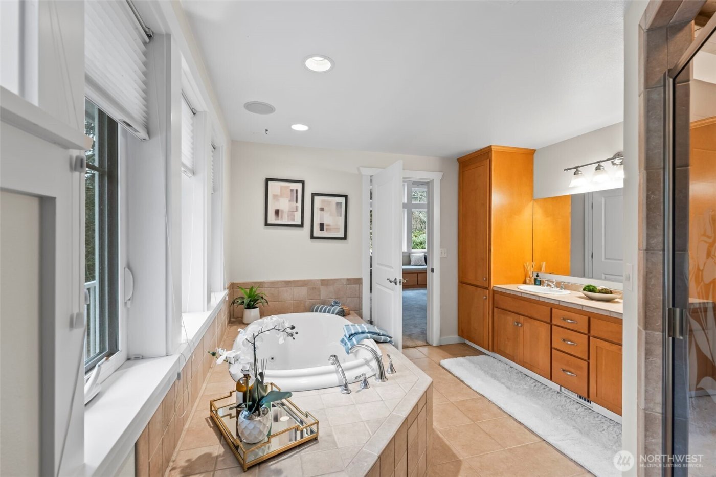 8711 92nd Street NW, Gig Harbor, WA 98332