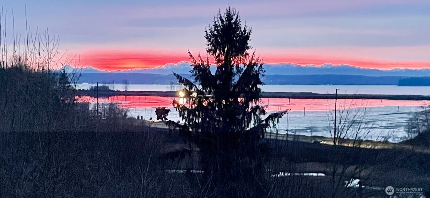 416 Alverson Boulevard , Everett, WA 98201