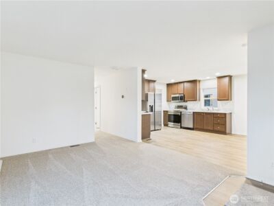 19 B S Garden Avenue , Rock Island, WA 98850 - Photo 2