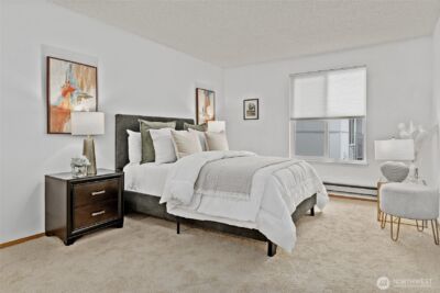 10501 8th Avenue NE #406, Seattle, WA 98125 - Photo 16