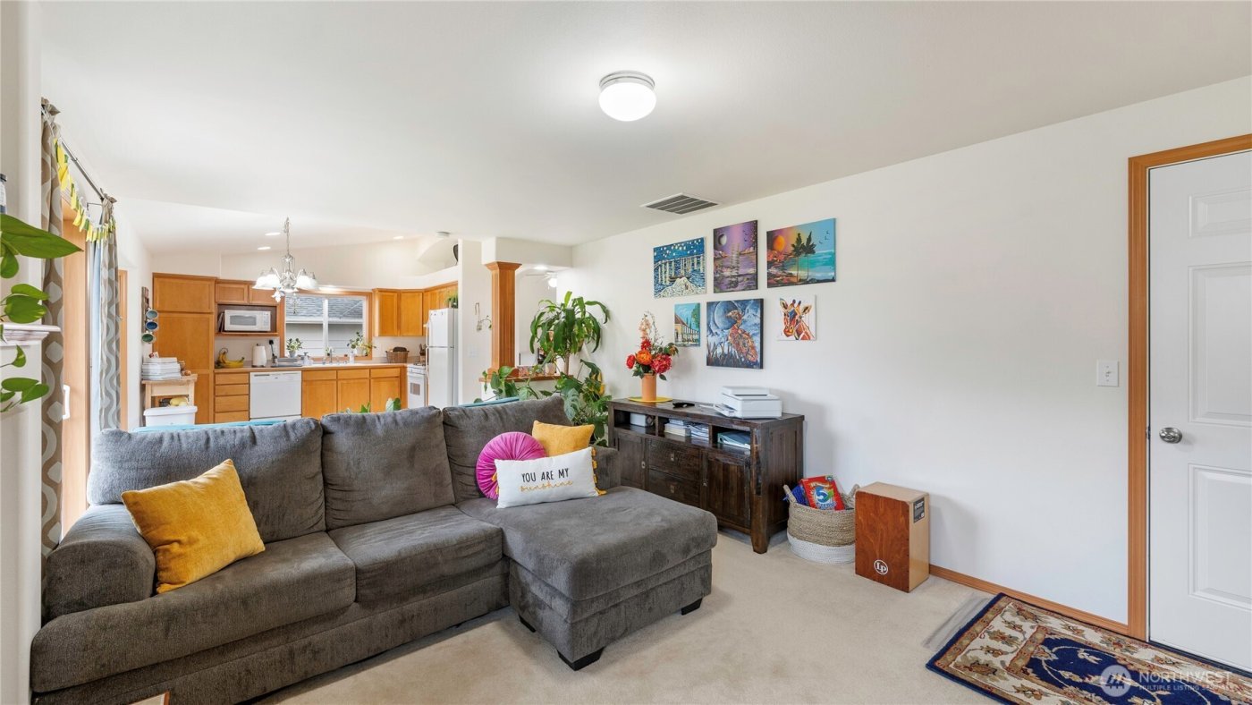 4471 E Broadway Street , Mount Vernon, WA 98274