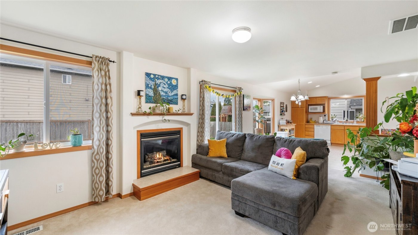 4471 E Broadway Street , Mount Vernon, WA 98274