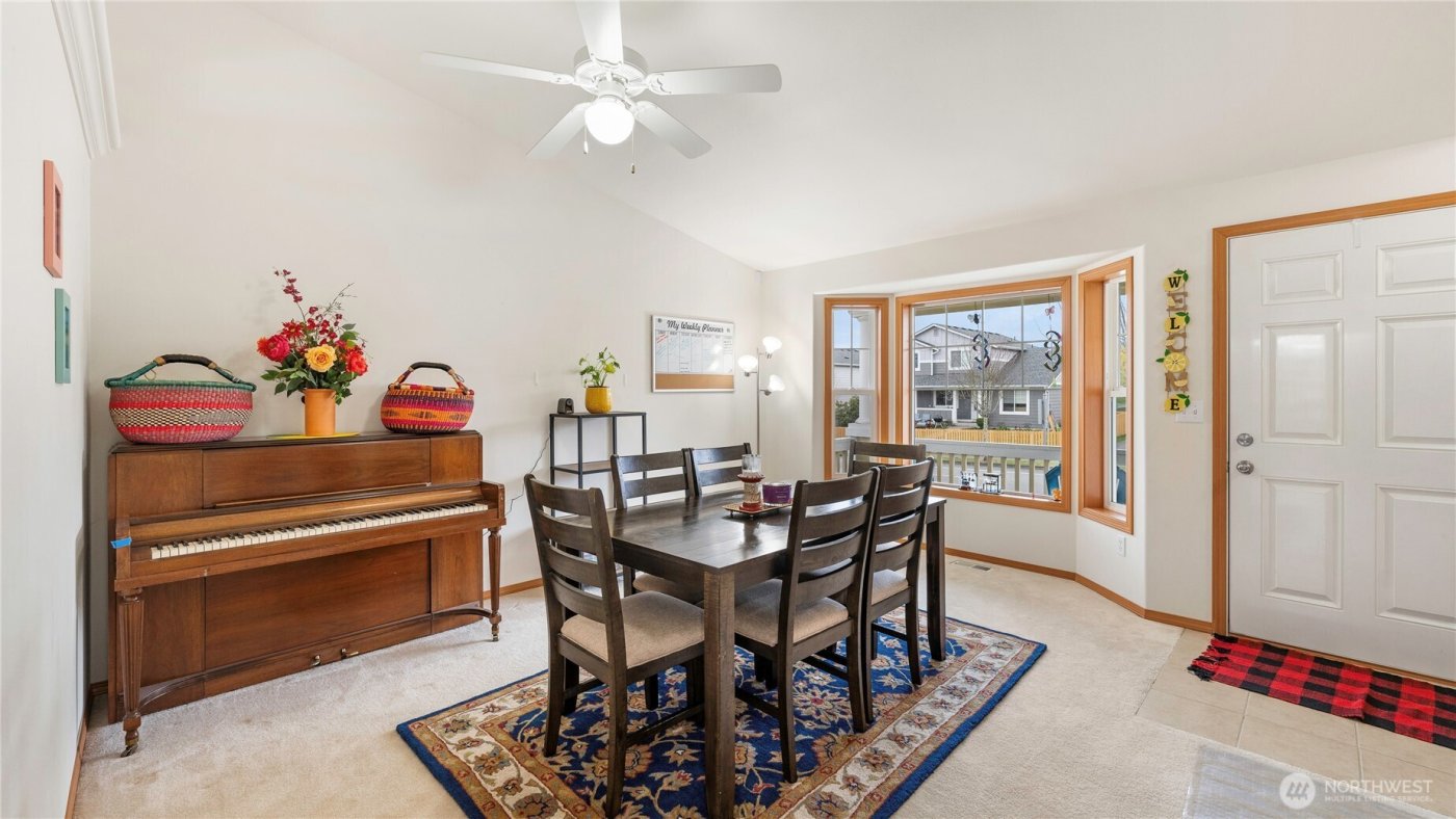 4471 E Broadway Street , Mount Vernon, WA 98274