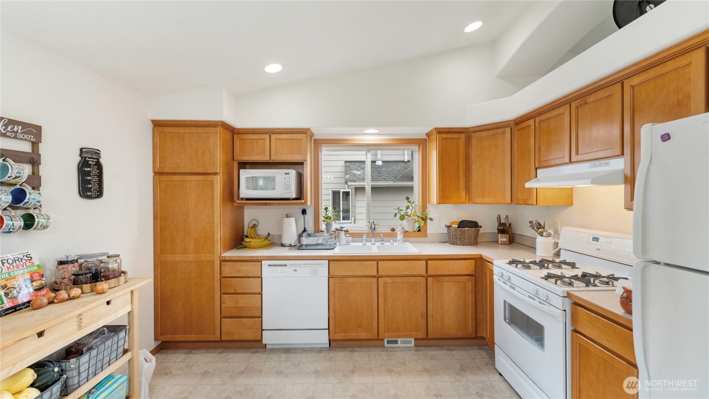 4471 E Broadway Street , Mount Vernon, WA 98274