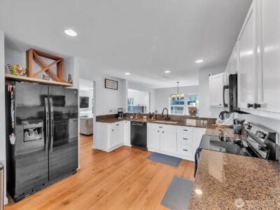 36522 SE Woody Creek Lane , Snoqualmie, WA 98065 - Photo 12