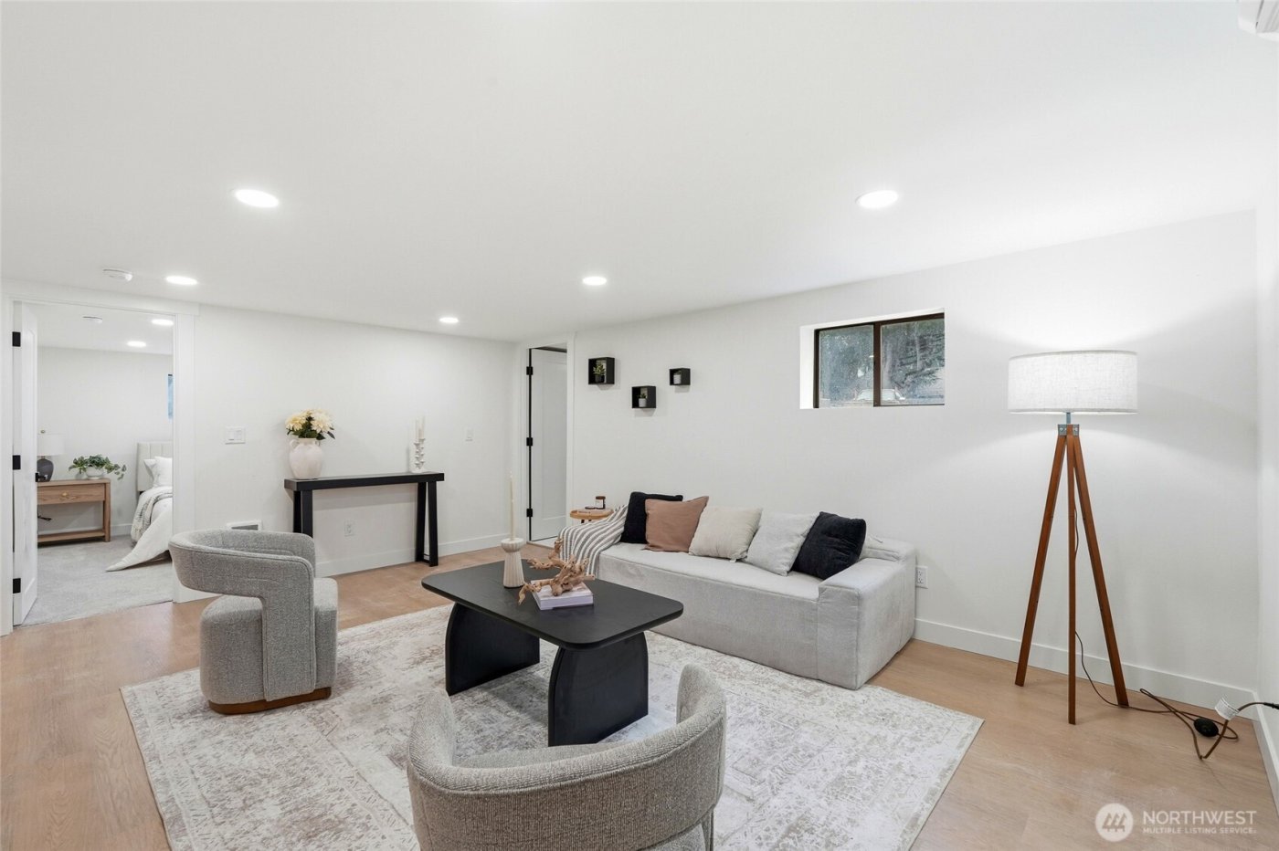 10731 18th Avenue SW, Seattle, WA 98146