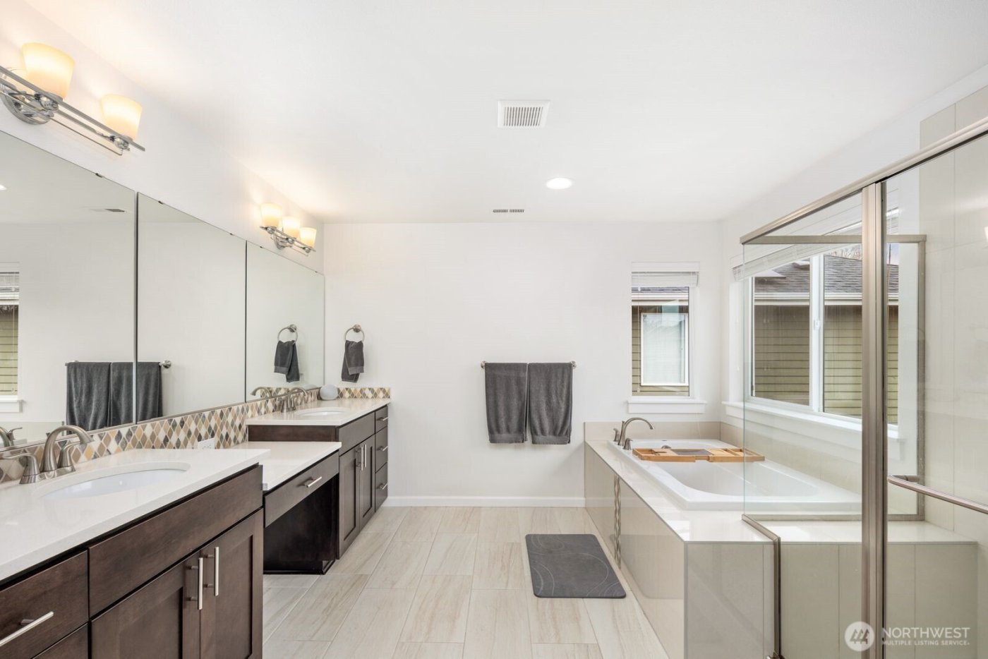 27318 14th Court S, Des Moines, WA 98198