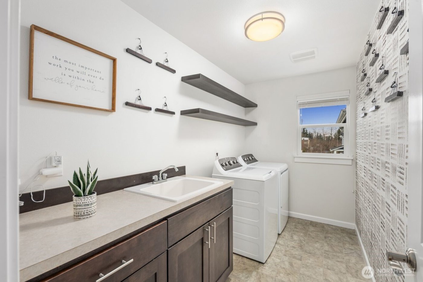 27318 14th Court S, Des Moines, WA 98198