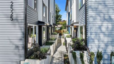 2527 29th Avenue S #B, Seattle, WA 98144 - Photo 1