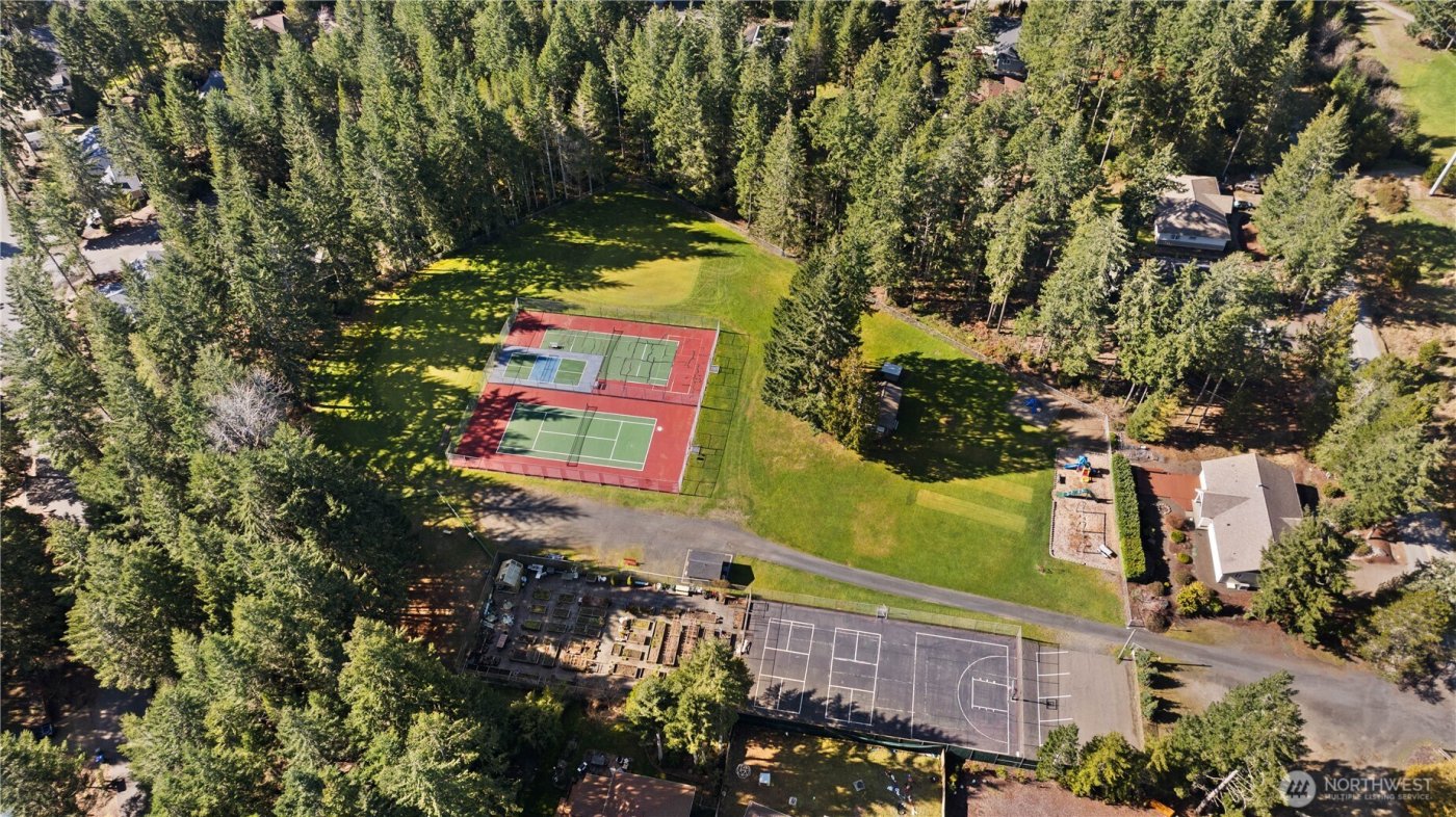 1031 E Manzanita Drive , Union, WA 98592
