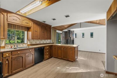 1031 E Manzanita Drive , Union, WA 98592 - Photo 9