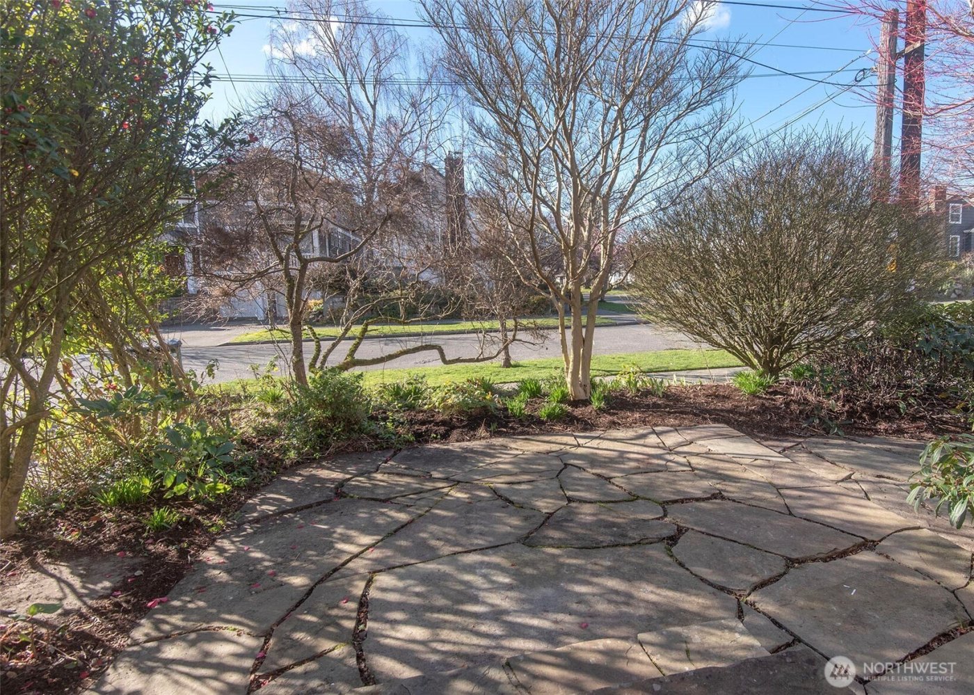 865 NW 75th Street , Seattle, WA 98117