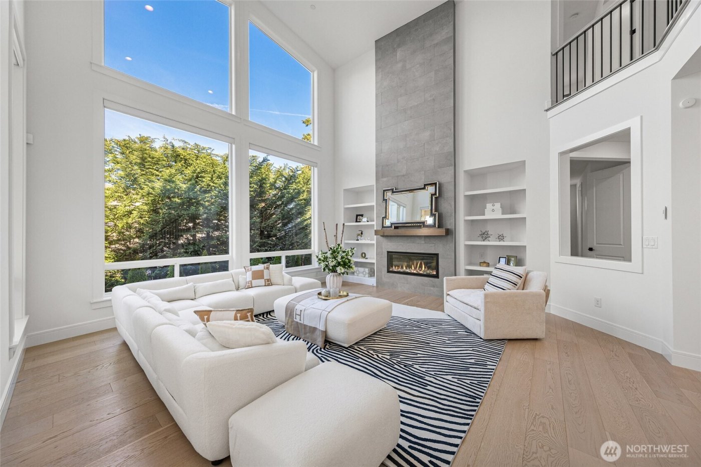 11262 SE 61st Place , Bellevue, WA 98006