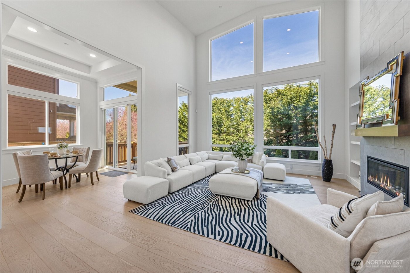 11262 SE 61st Place , Bellevue, WA 98006