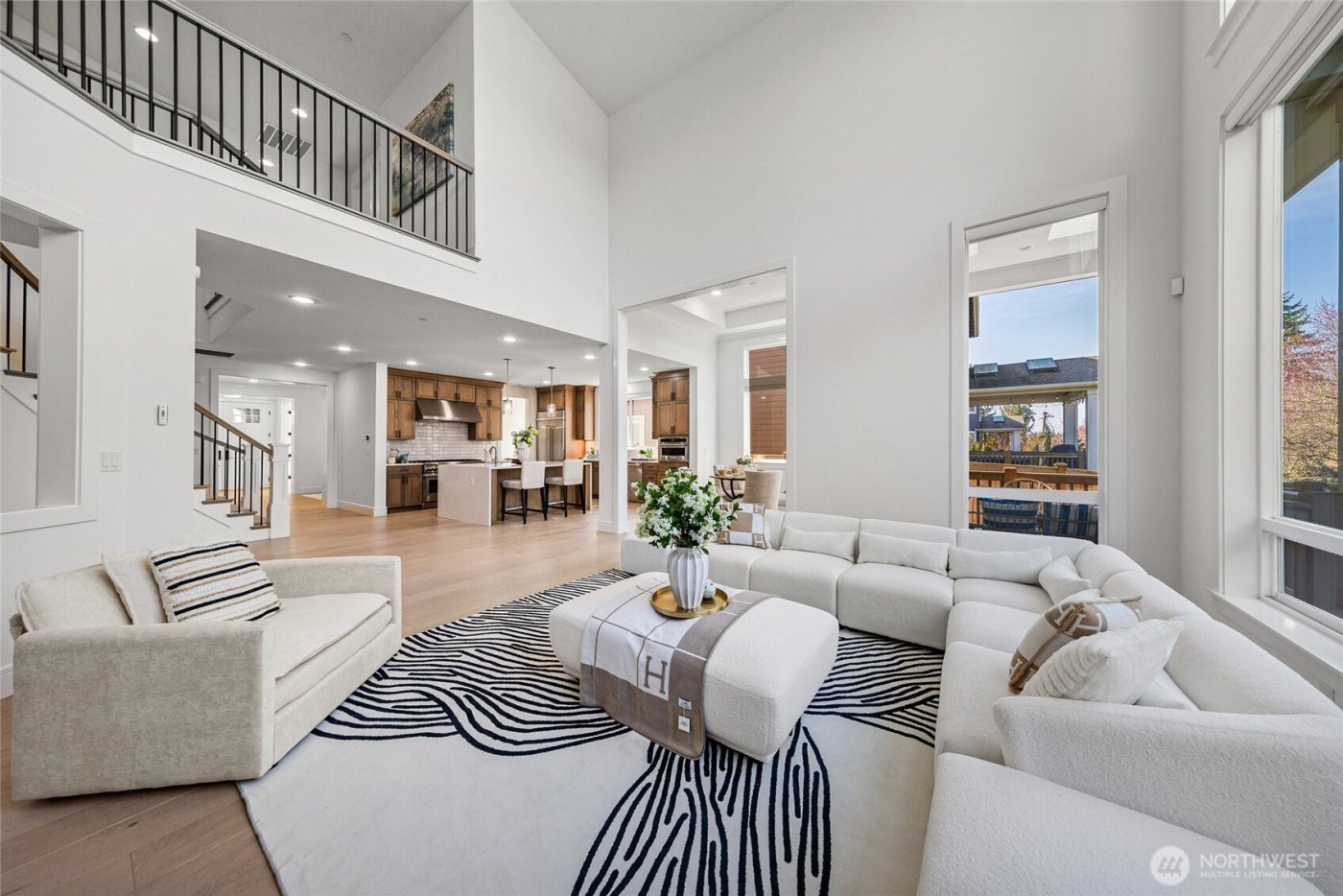 11262 SE 61st Place , Bellevue, WA 98006