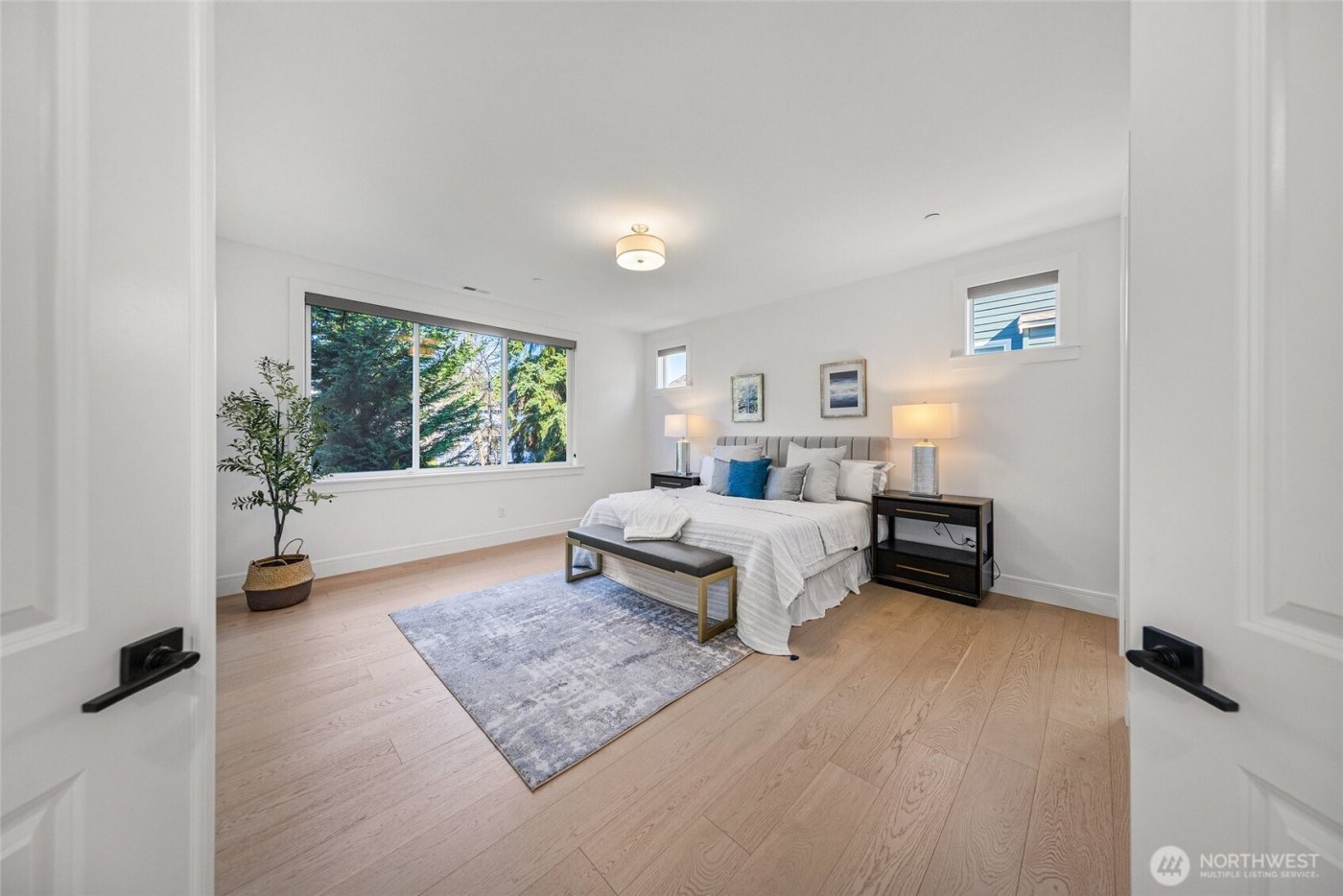 11262 SE 61st Place , Bellevue, WA 98006