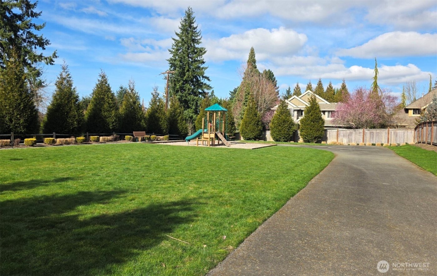 11262 SE 61st Place , Bellevue, WA 98006