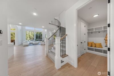 11262 SE 61st Place , Bellevue, WA 98006 - Photo 7
