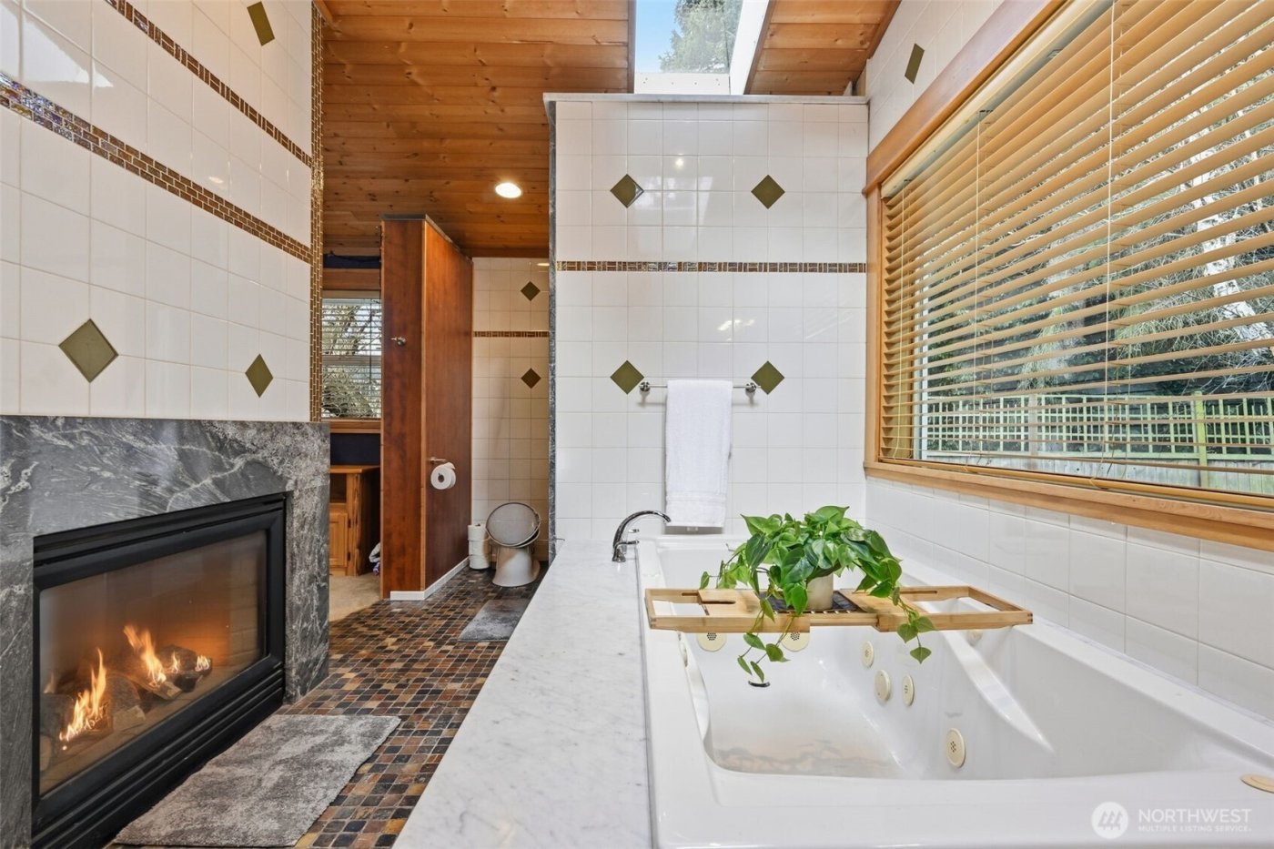 22407 87th Avenue W, Edmonds, WA 98026