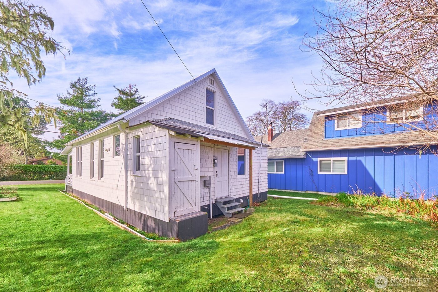 4302 L Place , Seaview, WA 98644