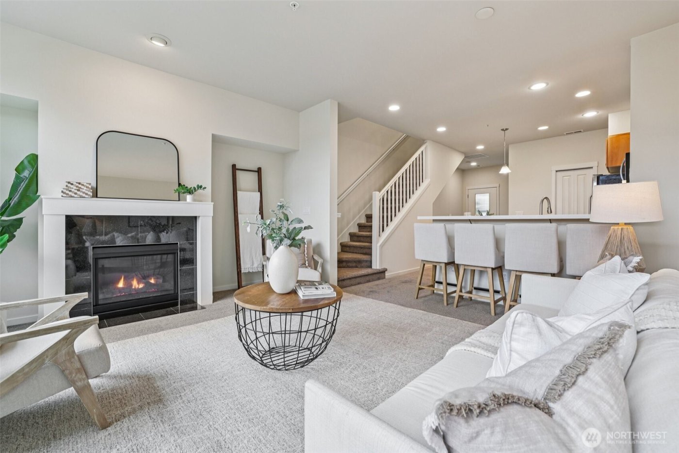 93 Sky Ridge Rd #505, Issaquah, WA 98027