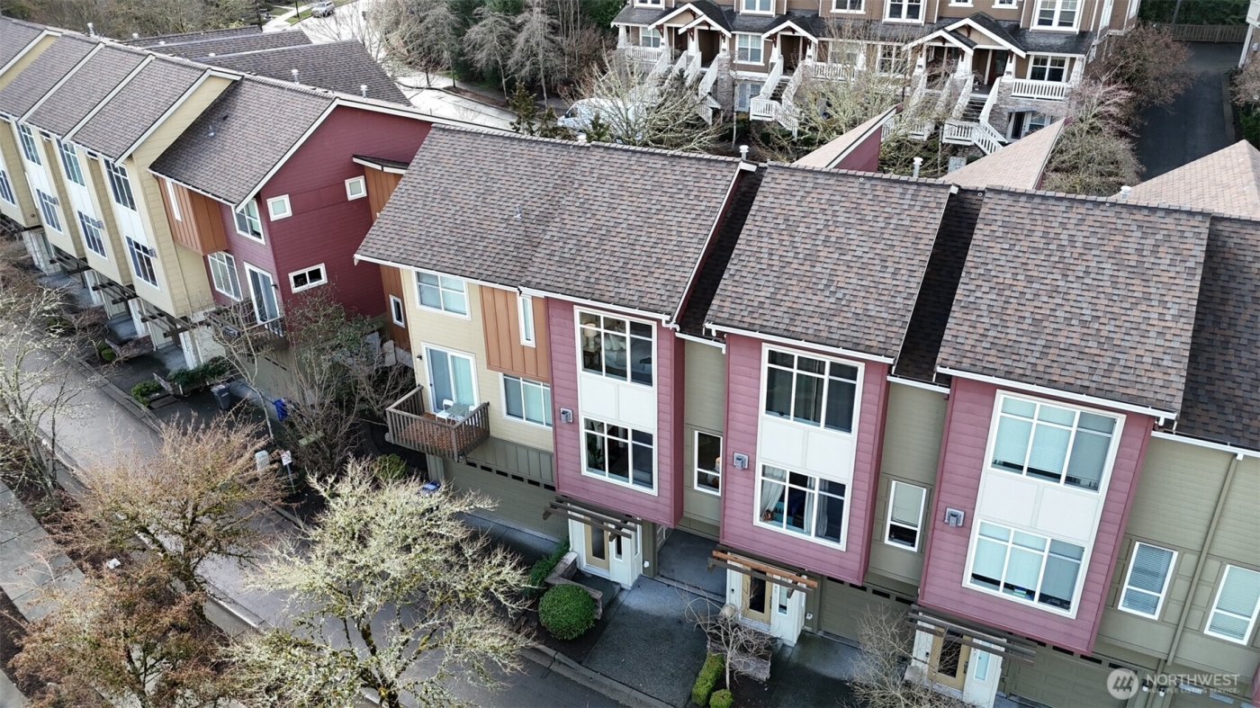 93 Sky Ridge Rd #505, Issaquah, WA 98027