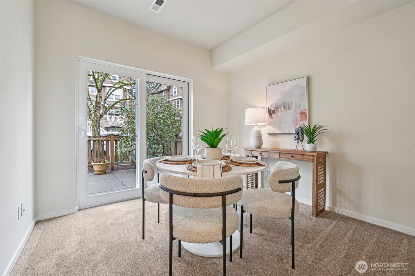 93 Sky Ridge Rd #505, Issaquah, WA 98027