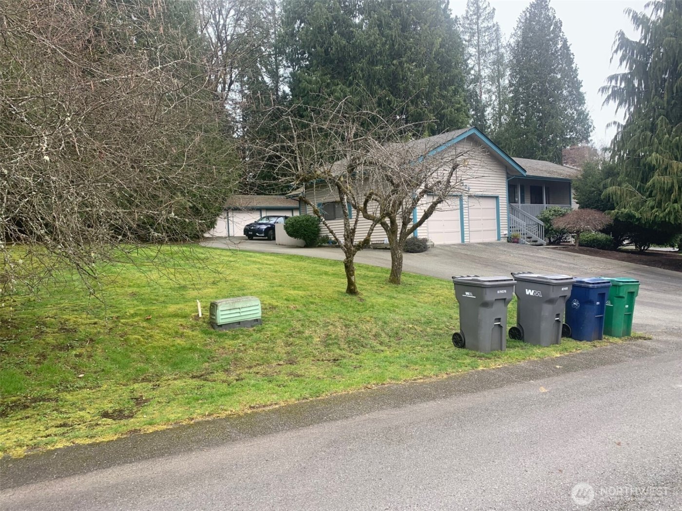 7503 152nd Avenue NE, Redmond, WA 98052