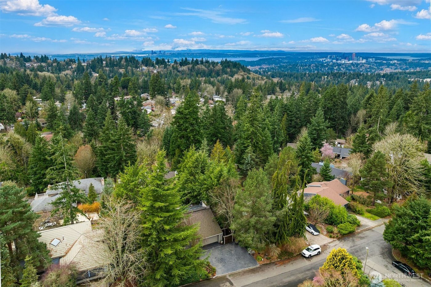4709 154th Place SE, Bellevue, WA 98006