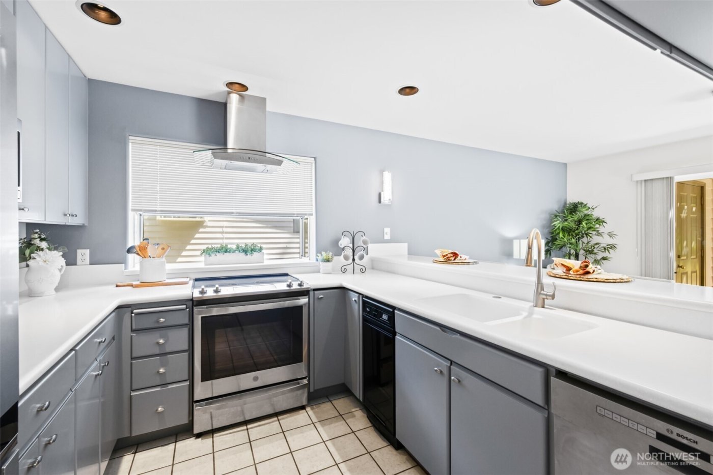 151 Hilltop Drive , Sequim, WA 98382