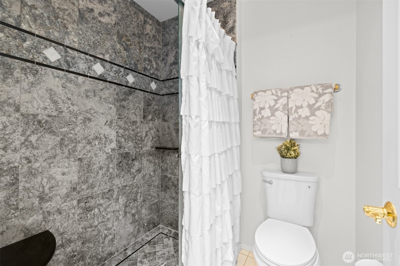 151 Hilltop Drive , Sequim, WA 98382