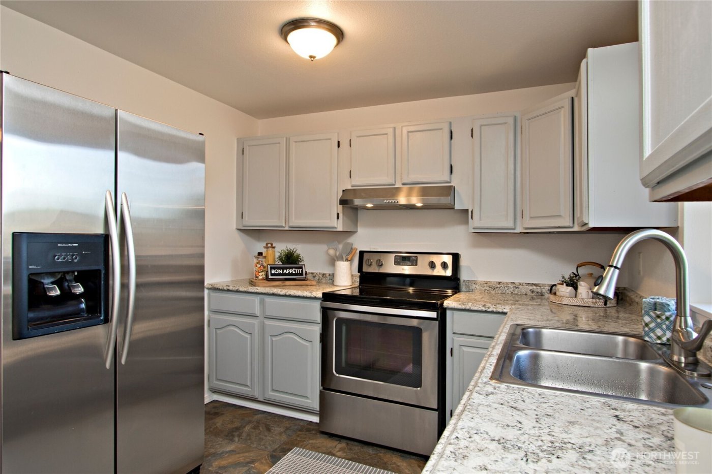 28708 235th Avenue SE, Maple Valley, WA 98038