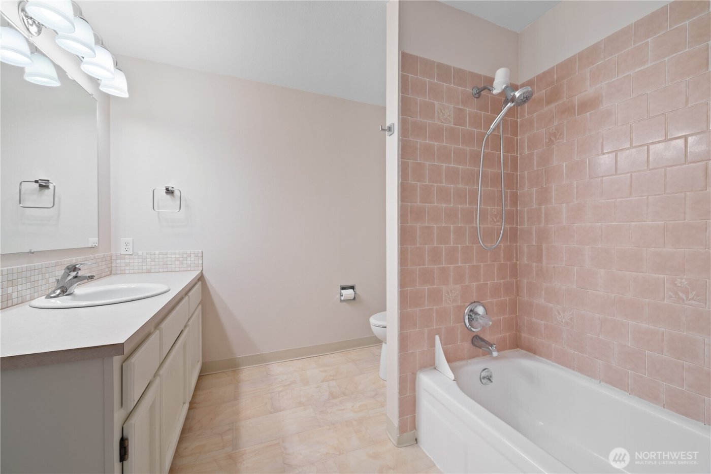 4415 Poplar Way , Longview, WA 98632