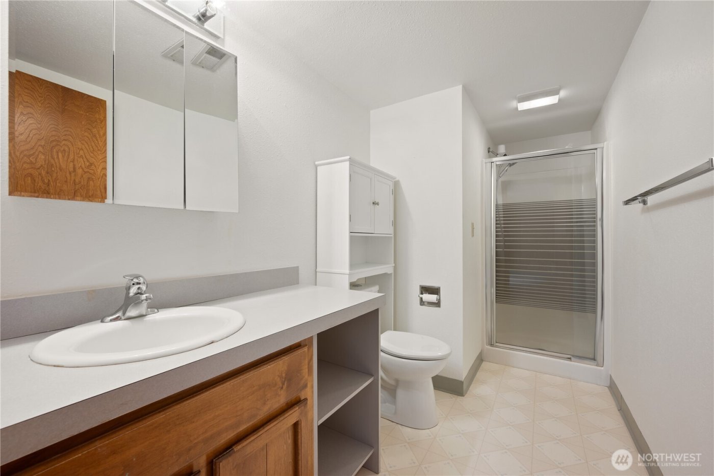 4415 Poplar Way , Longview, WA 98632