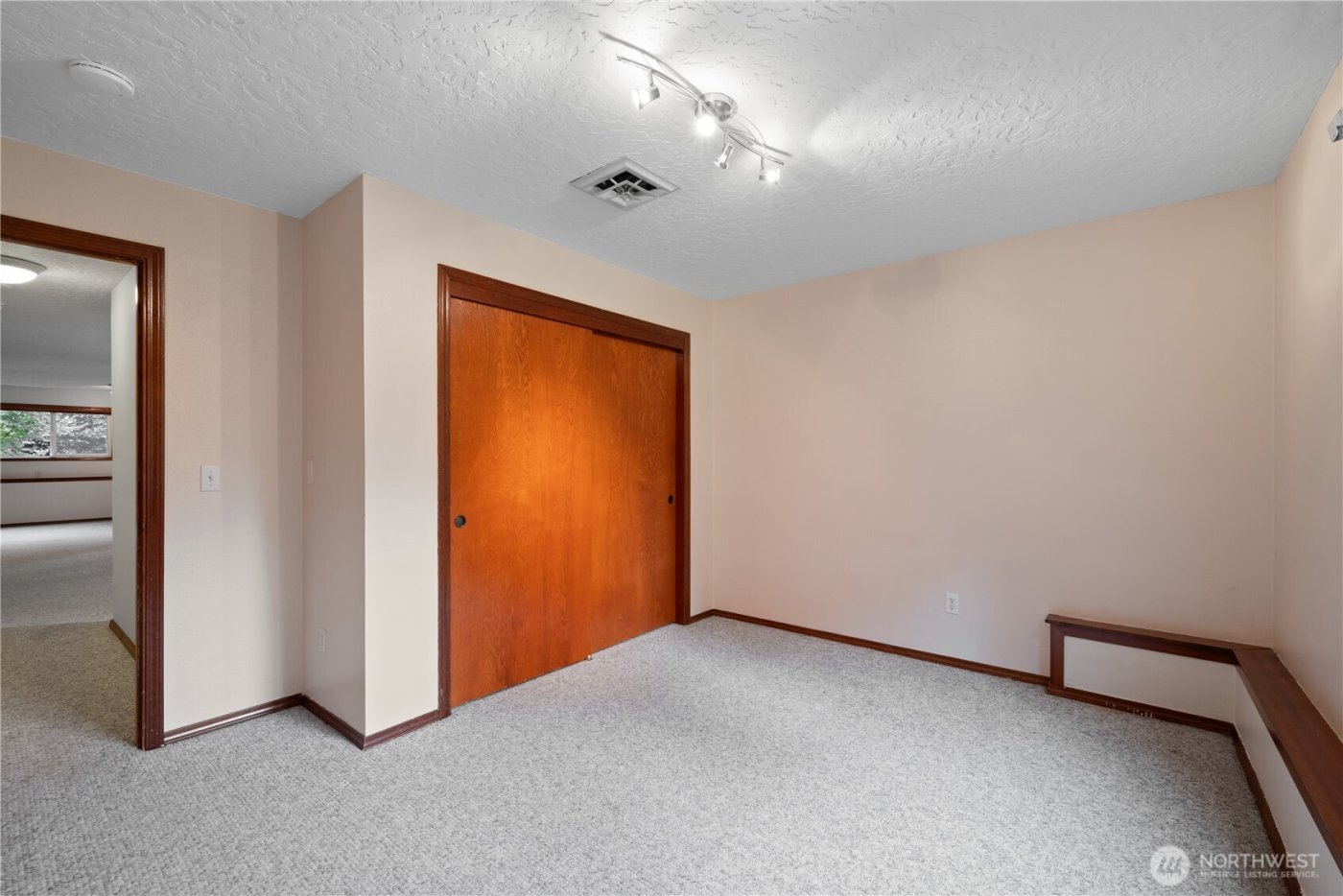 4415 Poplar Way , Longview, WA 98632