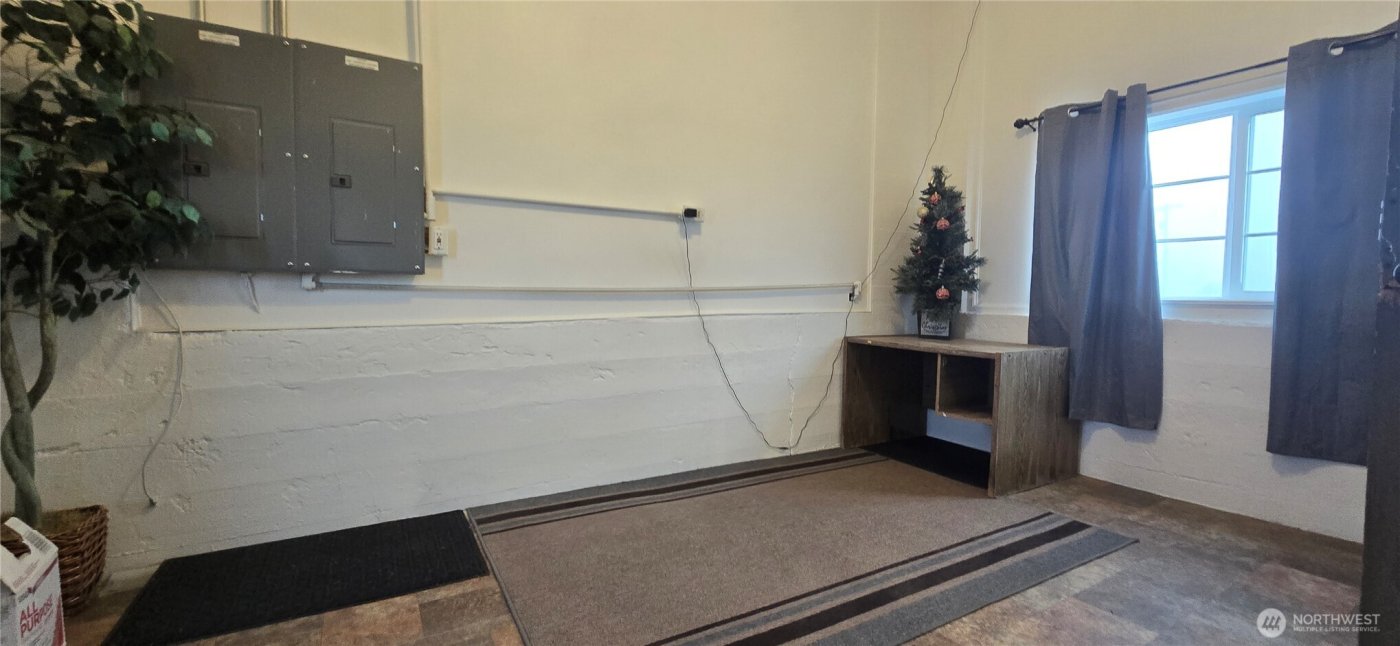 127 W Locust St , Waterville, WA 98858