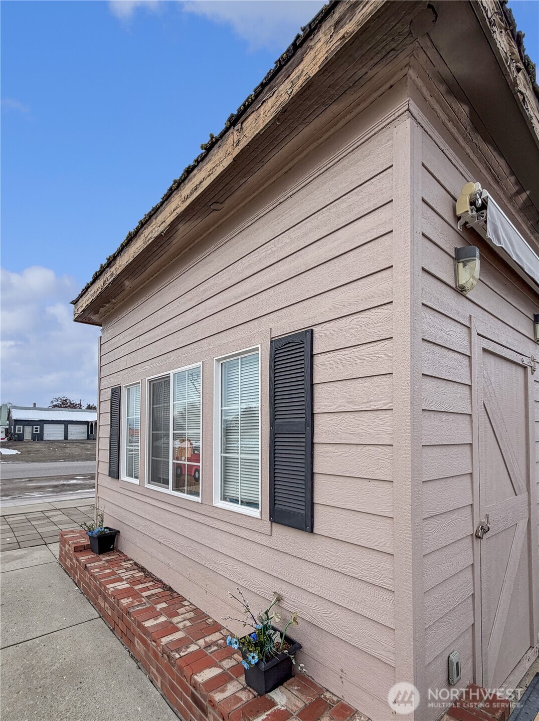 127 W Locust St , Waterville, WA 98858