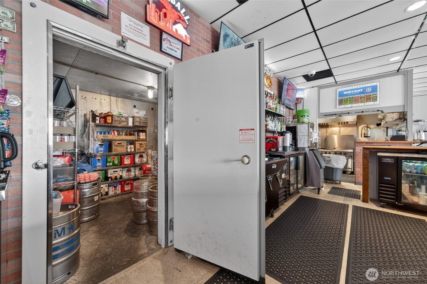 14920 Highway 99 #130, Lynnwood, WA 98087