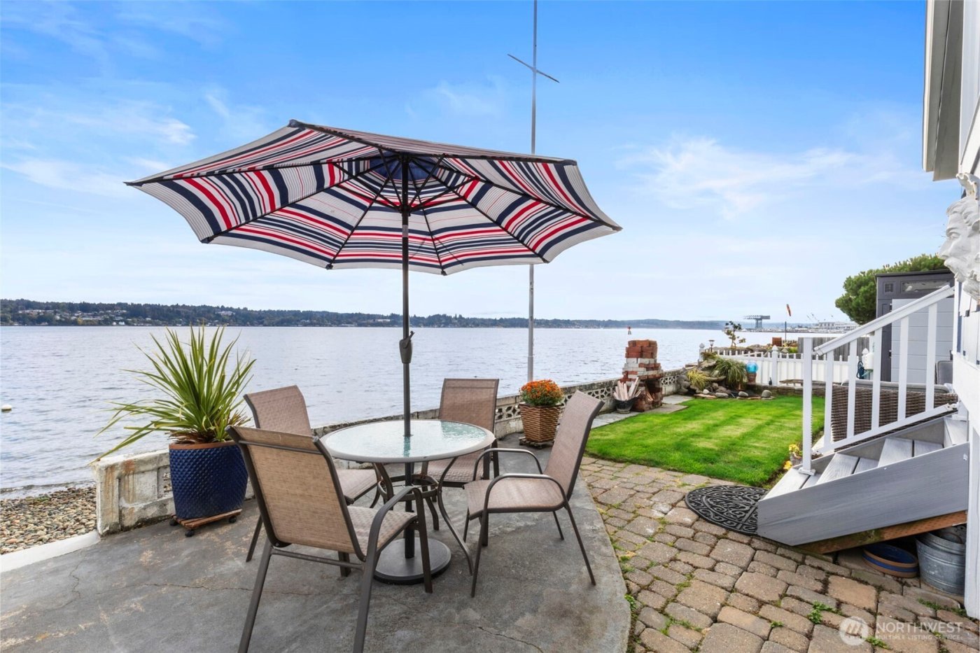 609 Shore Drive , Bremerton, WA 98310