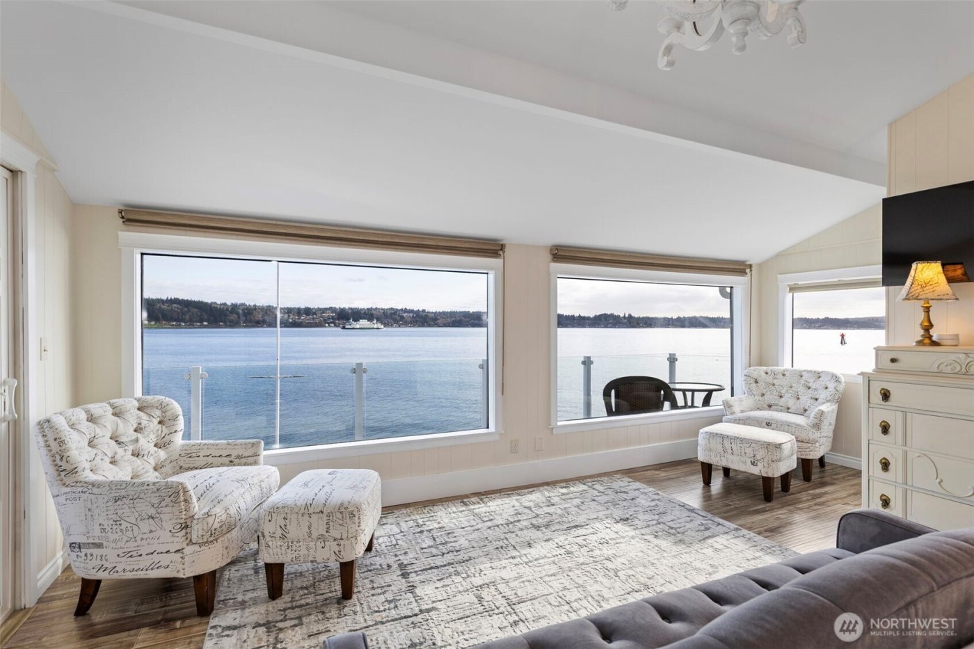 609 Shore Drive , Bremerton, WA 98310