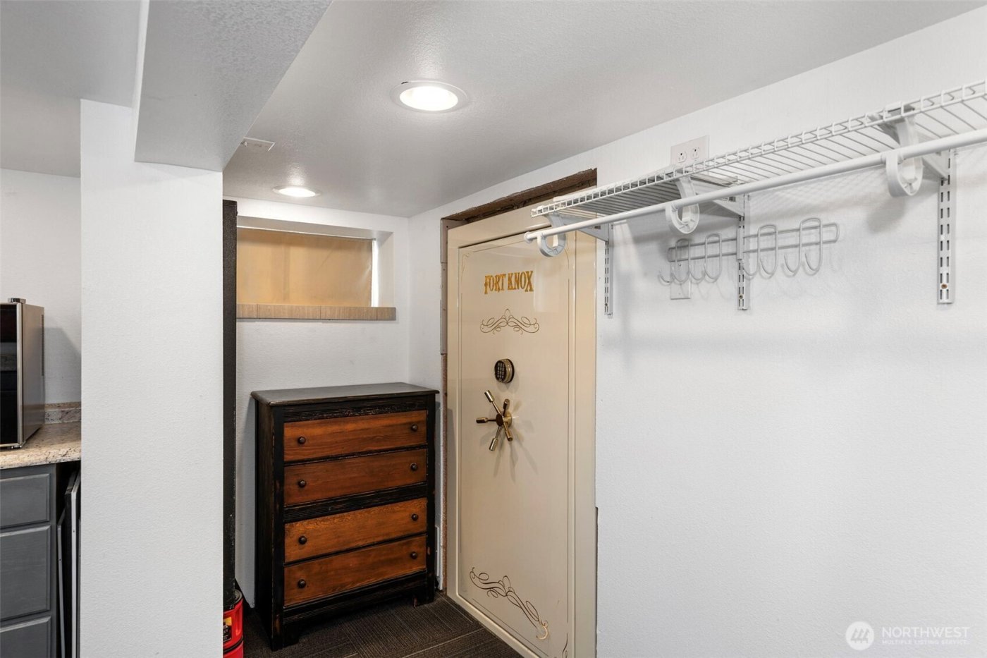 609 Shore Drive , Bremerton, WA 98310