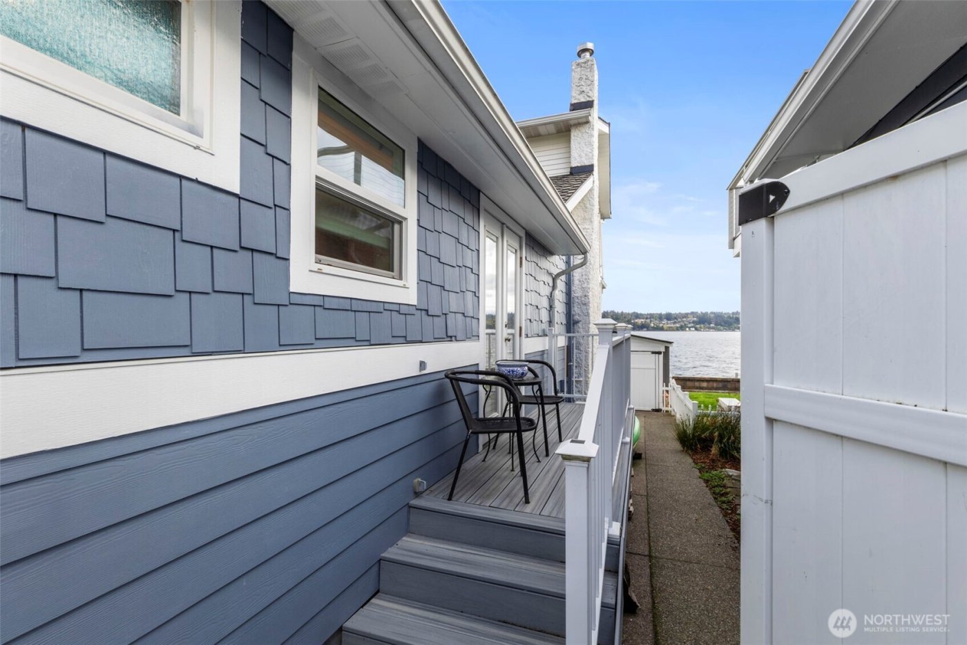 609 Shore Drive , Bremerton, WA 98310
